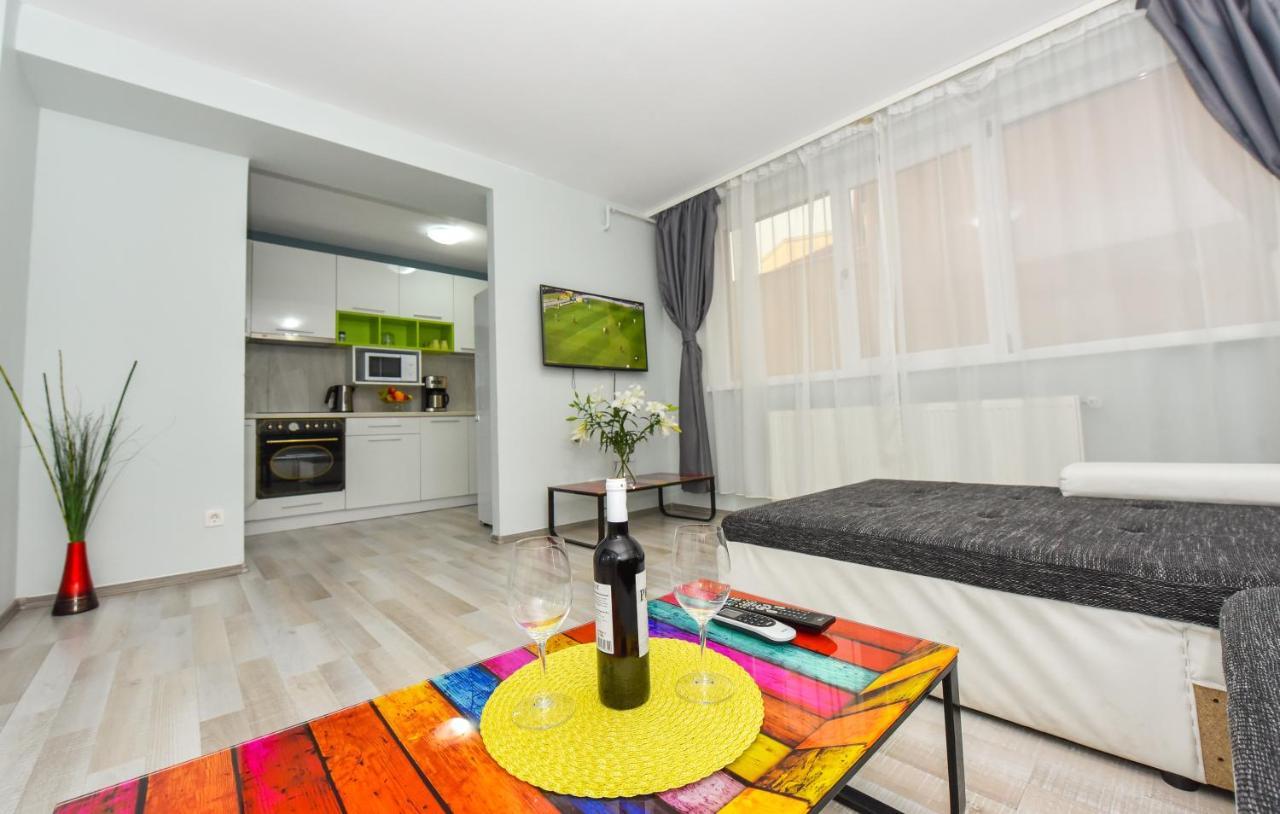 Apartamento Bucharest Accommodation Apartments *