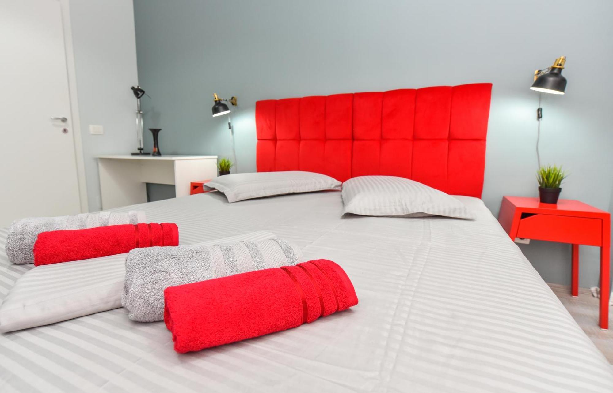 Bucharest Accommodation Apartments *